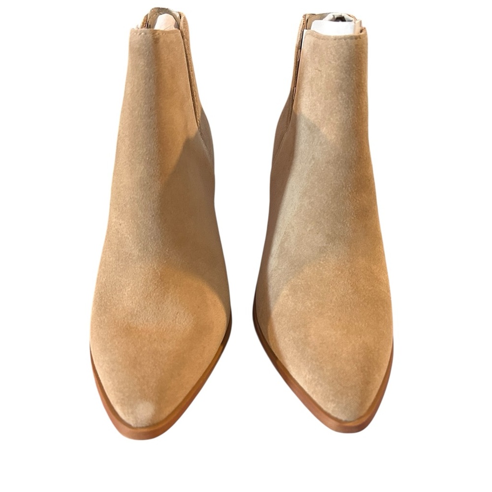 Lisa Vicky Saddle Split Beige Kicky Suede Bootie NIB Size 7 - Picture 1 of 5